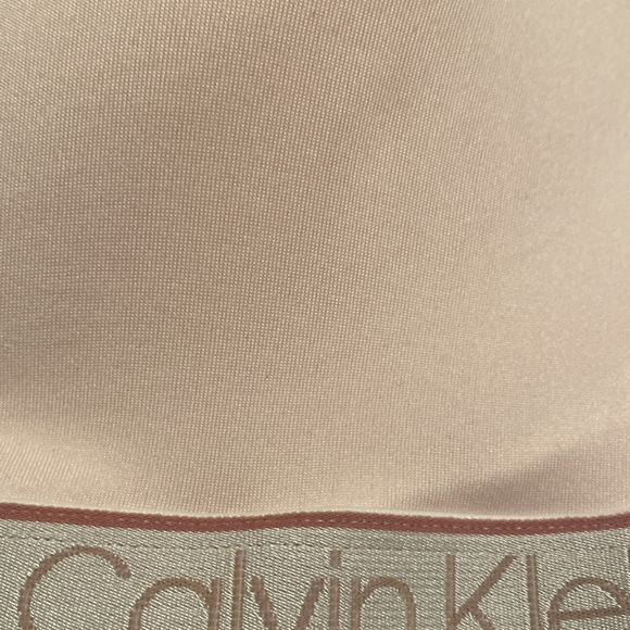 NWT Calvin Klein Bra Wireless Large Pink - Picture 2 of 8